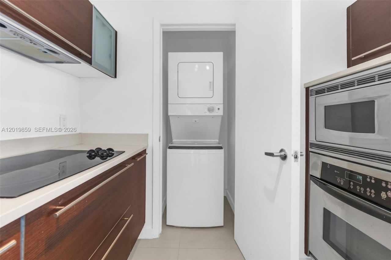 1900 N Bayshore Dr , Unit 3216, Miami, FL 33132 Photo