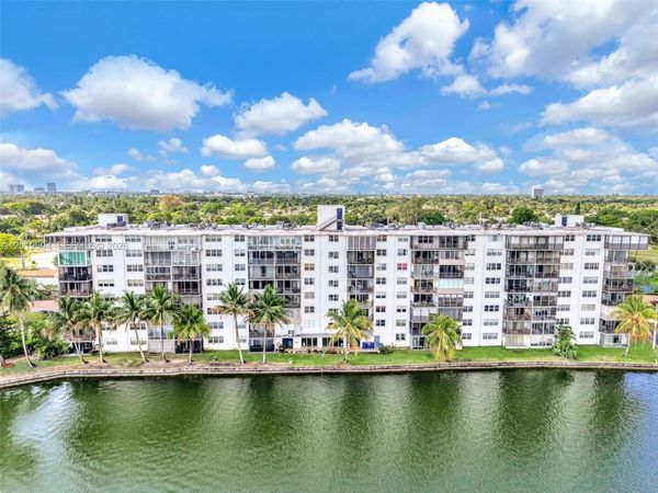 1075 NE Miami Gardens Dr , Unit 408, Miami, FL 33179