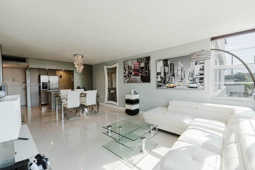 8000 Harding Ave , Unit 2B, Miami Beach, FL 33141 Photo