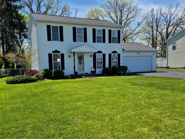 412 Burch Farm Drive, Brockport, NY 14420
