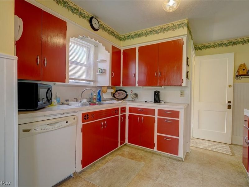 1200 Lily Street, Akron, OH 44301 Photo 14