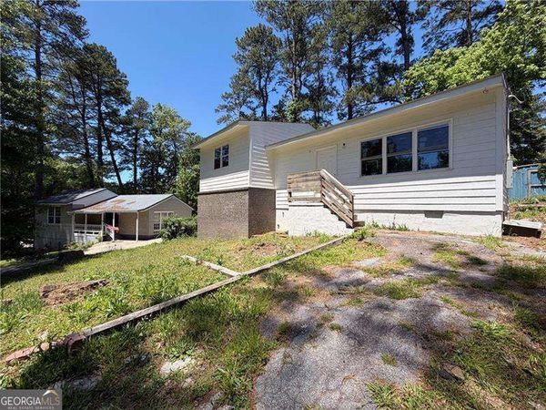 2027 Kenwood Road SE, Smyrna, GA 30082