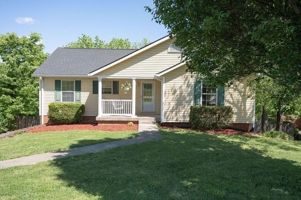 1170 Devane Lane, Frankfort, KY 40601 Main Photo