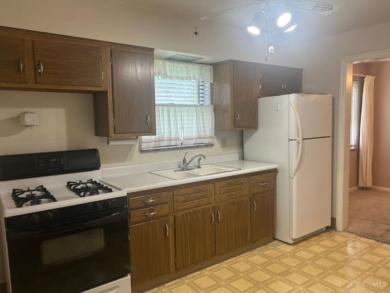 2721 Byrneside Drive, Colerain Township, OH 45239 Photo 7