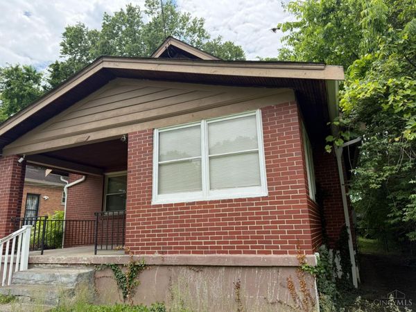 1323 Woodland Avenue, Springfield Twp., OH 45237