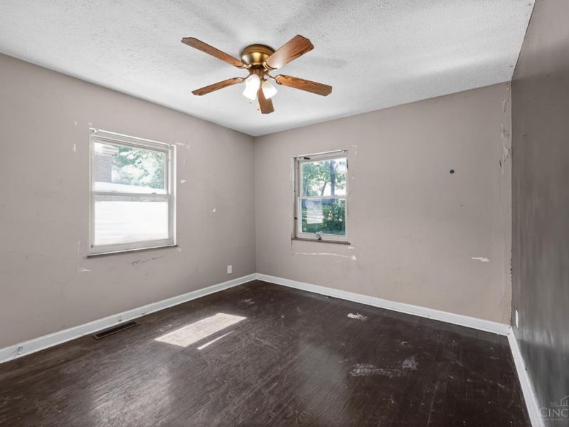 1323 Woodland Avenue, Springfield Twp., OH 45237 Photo 13