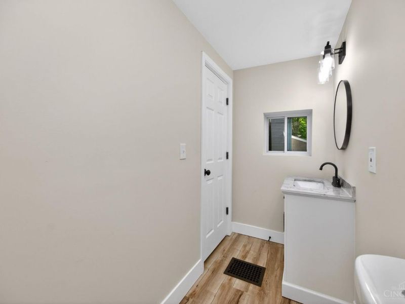 5345 Chapman Street, Cincinnati, OH 45227 Photo 18