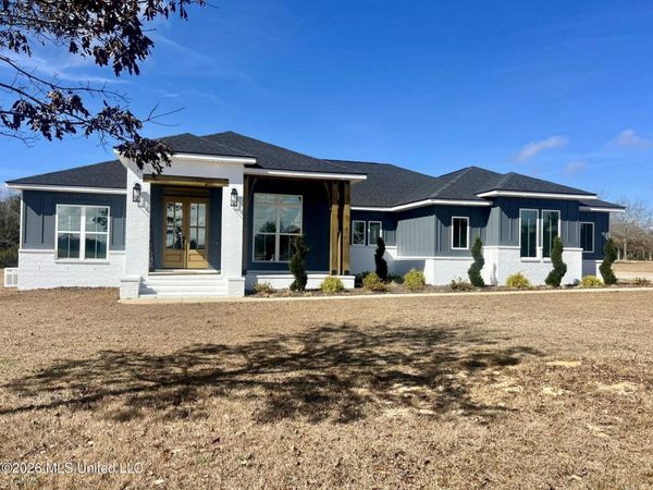 2410 Timber Lane, Lucedale, MS 39452
