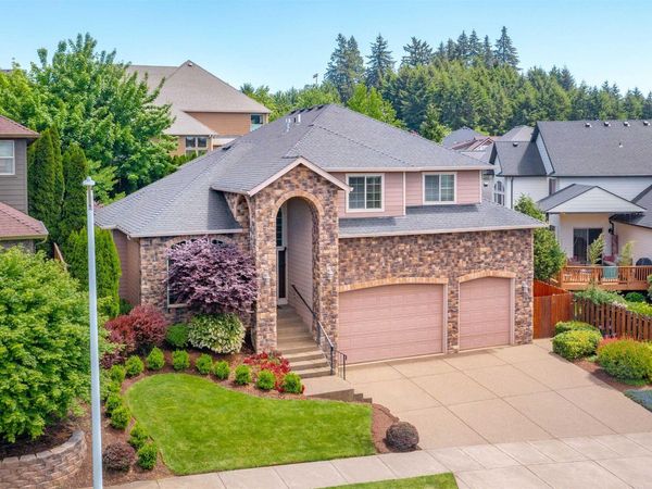 1650 West Meadows Dr NW, Salem, OR 97304