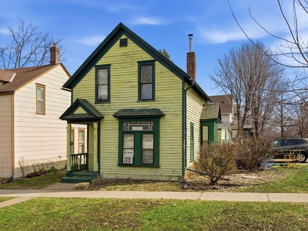 506 Bellows Street, Saint Paul, MN 55107