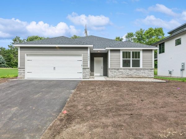 1663 39th Street S, Saint Cloud, MN 56301