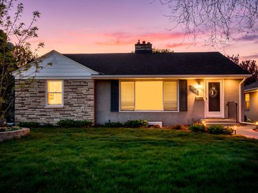 6125 10th Avenue S, Minneapolis, MN 55417
