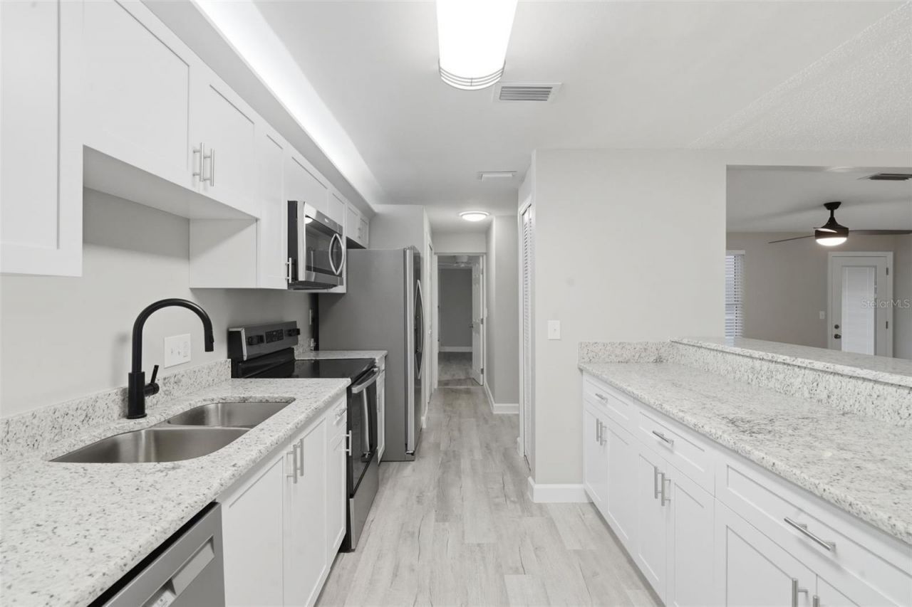 1 Carley Circle, New Smyrna Beach, FL 32169 Photo