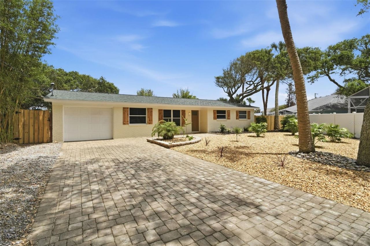 1 Carley Circle, New Smyrna Beach, FL 32169 Photo