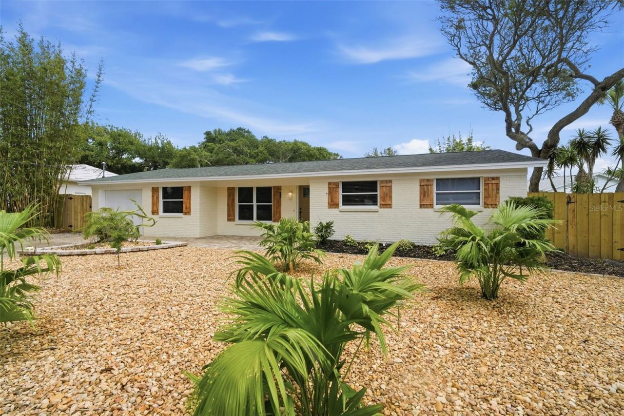 1 Carley Circle, New Smyrna Beach, FL 32169 Photo