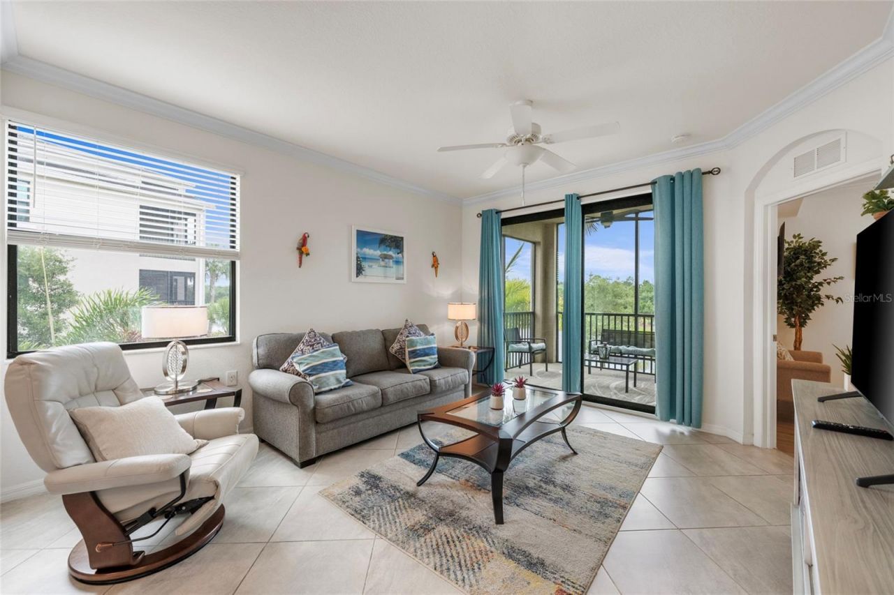 17704 Gawthrop Dr, Unit 201, Bradenton, FL 34211 Photo