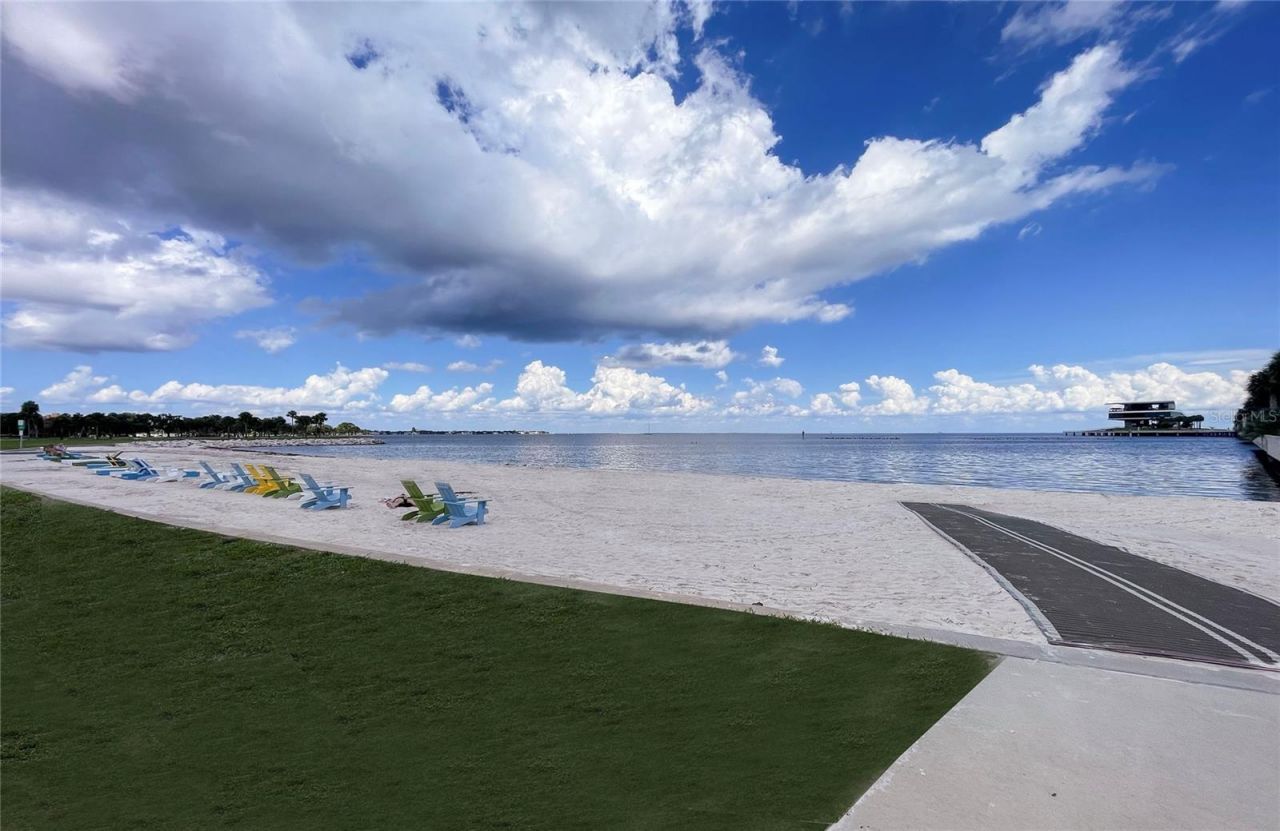 366 47th Avenue N, Unit 3, Saint Petersburg, FL 33703 Photo