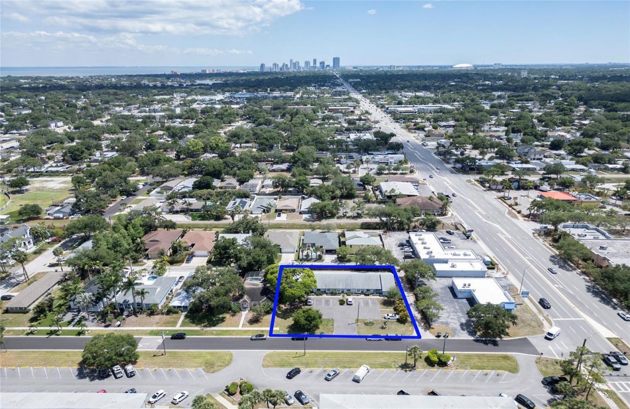366 47th Avenue N, Unit 3, Saint Petersburg, FL 33703 Photo
