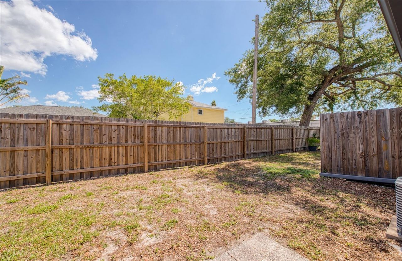 366 47th Avenue N, Unit 3, Saint Petersburg, FL 33703 Photo