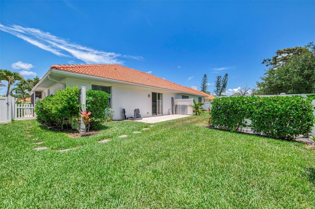10771 Salvador Dali Circle, Englewood, FL 34223 Photo