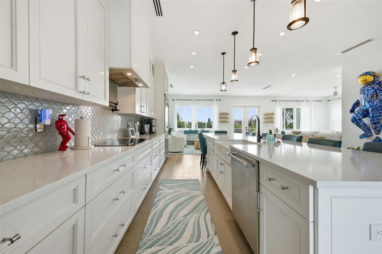 3313 W Maritana Drive, Saint Pete Beach, FL 33706 Photo