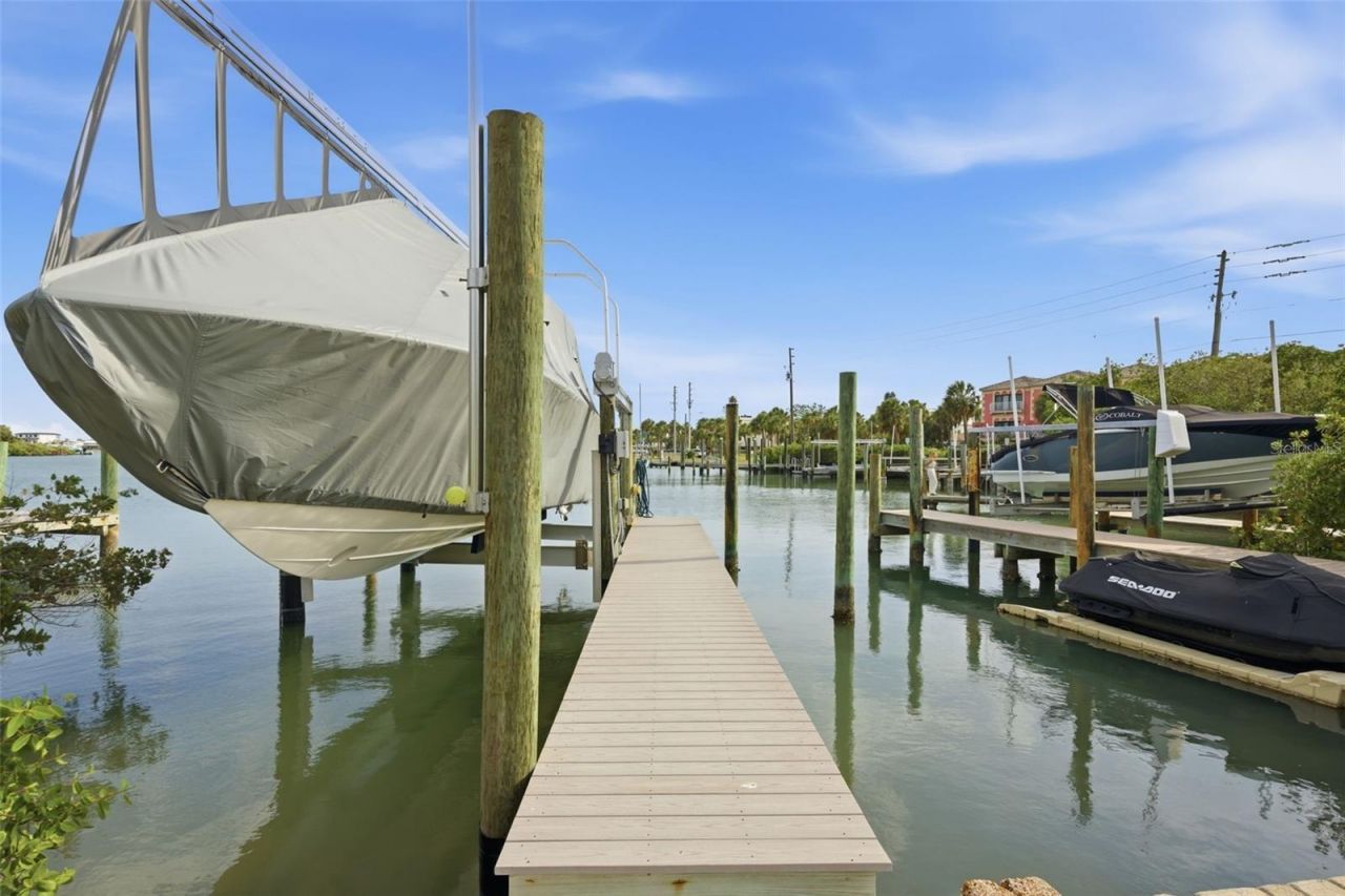 3313 W Maritana Drive, Saint Pete Beach, FL 33706 Photo
