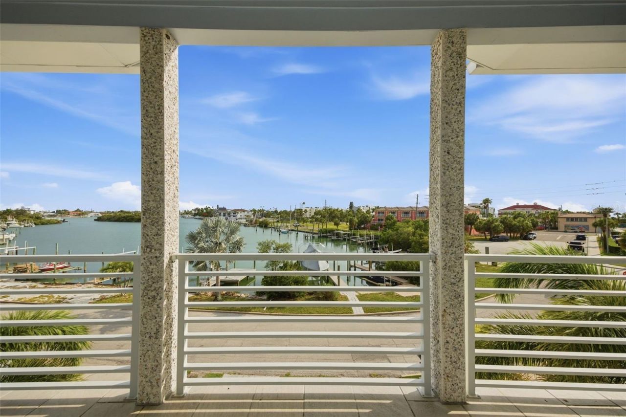 3313 W Maritana Drive, Saint Pete Beach, FL 33706 Photo