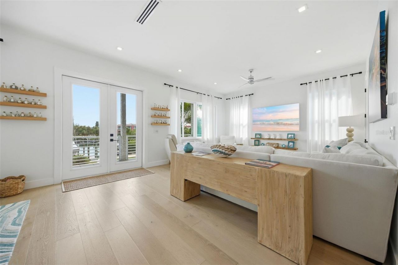 3313 W Maritana Drive, Saint Pete Beach, FL 33706 Photo