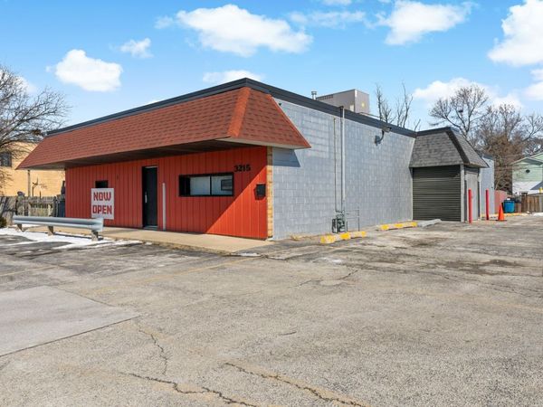 3215 Union Avenue , Steger, IL 60475