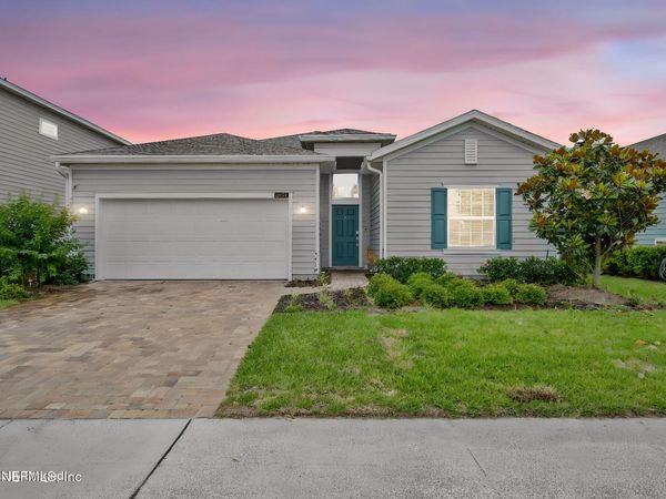 3921 CLOVERDALE Court, Middleburg, FL 32068