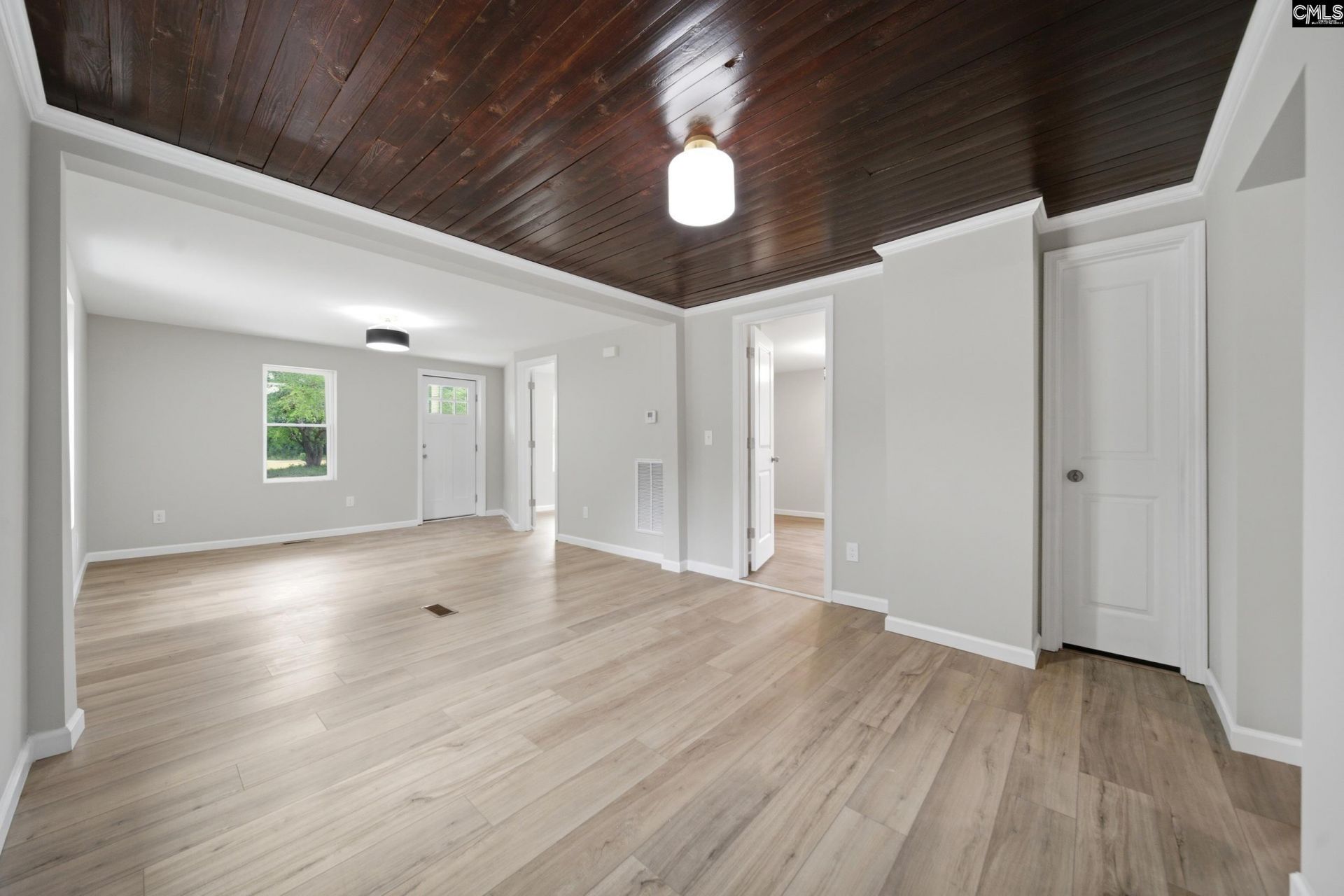 2517 Thomas Street  Photo 7