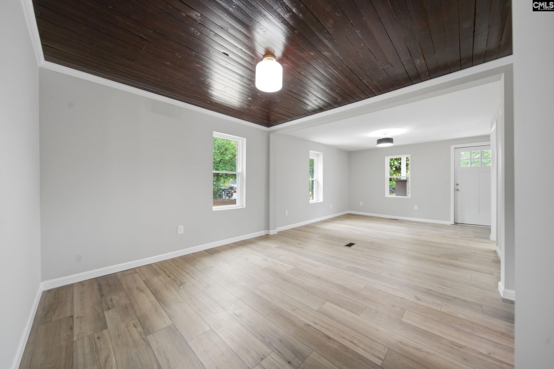 2517 Thomas Street  Photo 8
