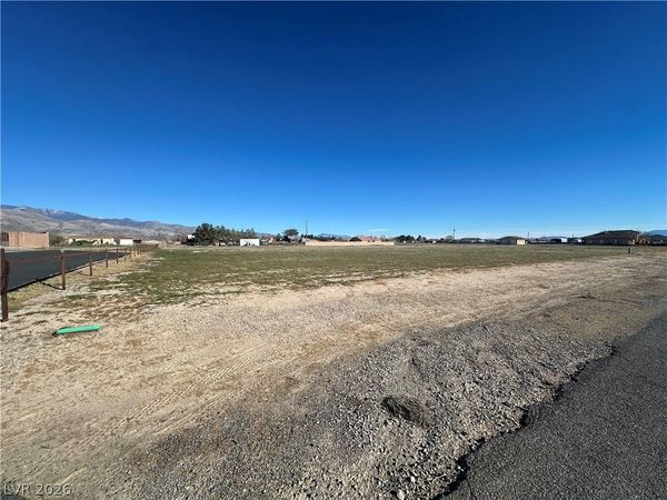 3111 S Peggy Avenue , Pahrump, NV 89048