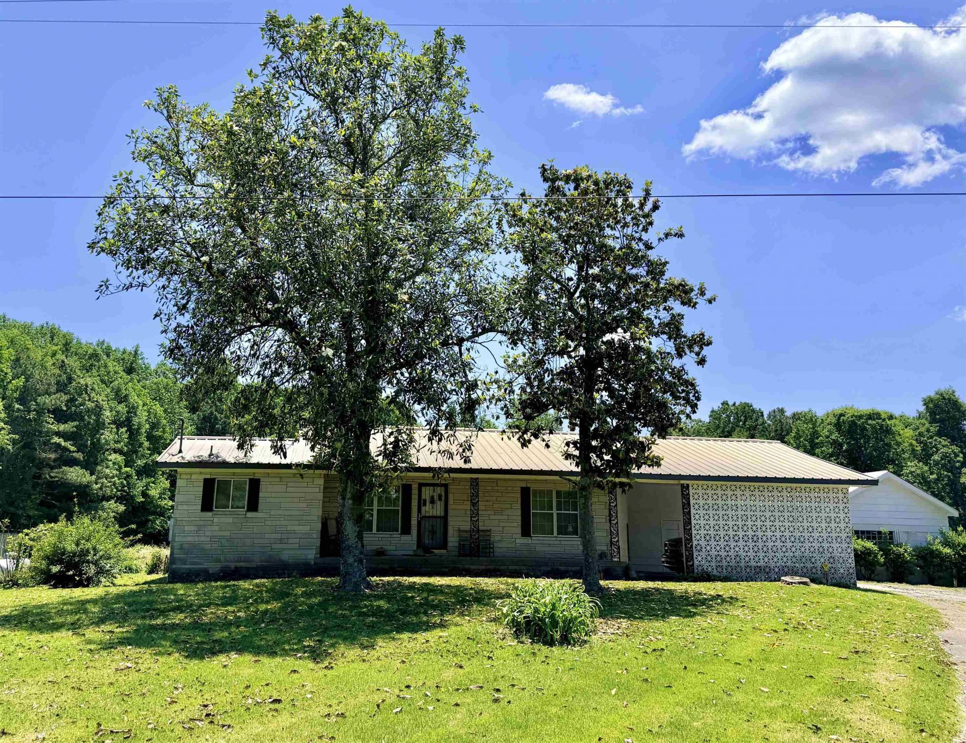 6188 Gravel Hill Rd, Phil Campbell, AL 35581 Main Photo