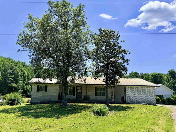 6188 Gravel Hill Rd, Phil Campbell, AL 35581