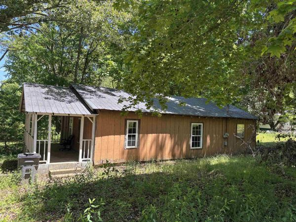 107 Potts Rd, Russellville, AL 35654