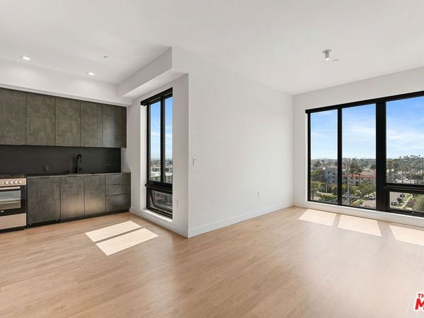 10700 Tabor Street, Unit 406, Los Angeles, CA 90034