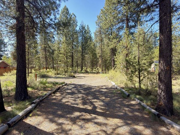 16999 Jacinto Road, Bend, OR 97707