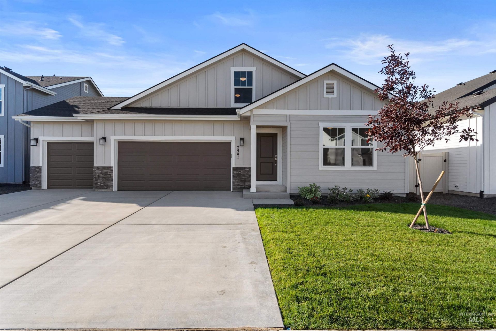 7644 E Dixon St, Nampa, ID 83687 Main Photo