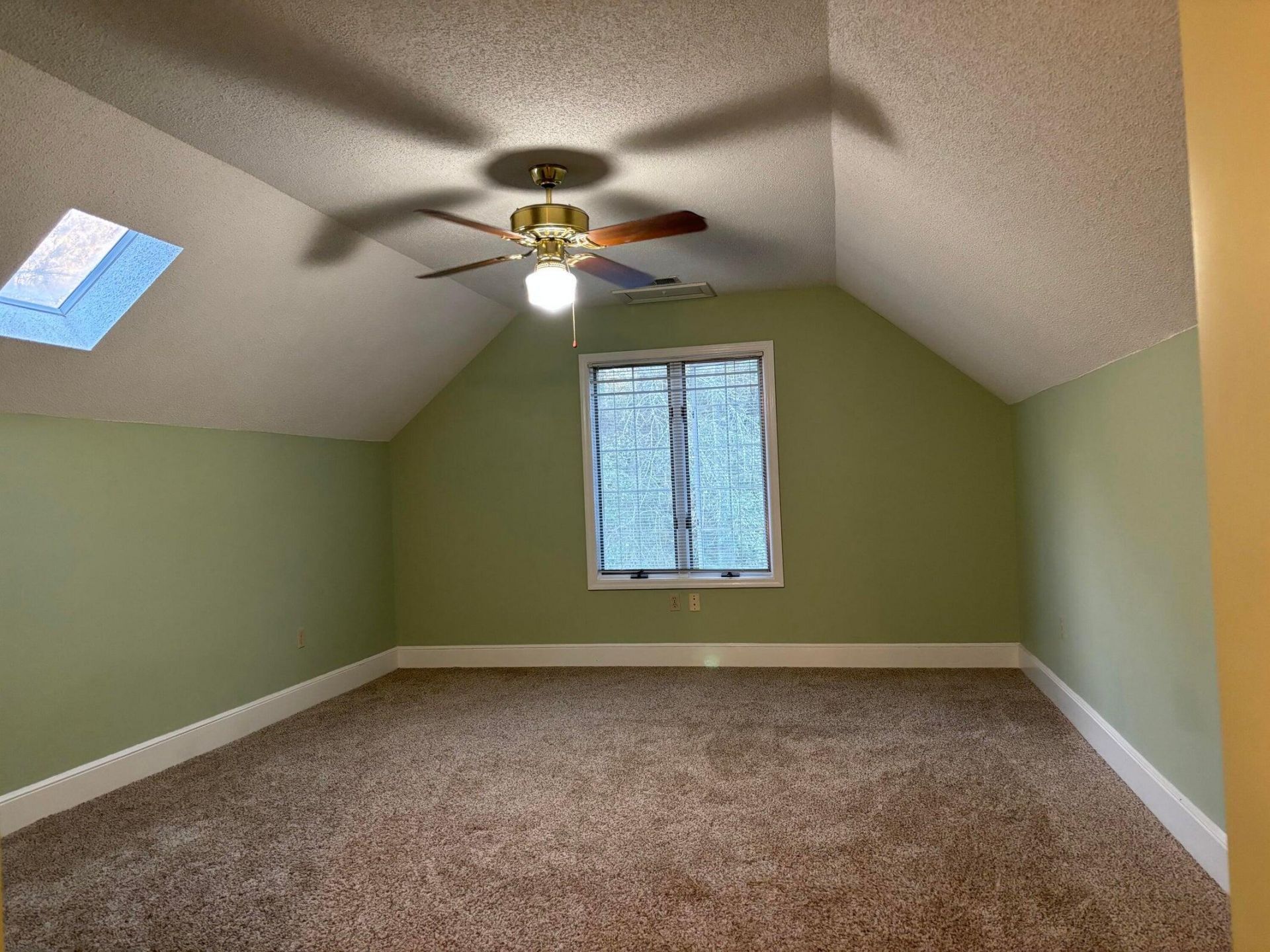 2926 Wexford Drive Photo 5