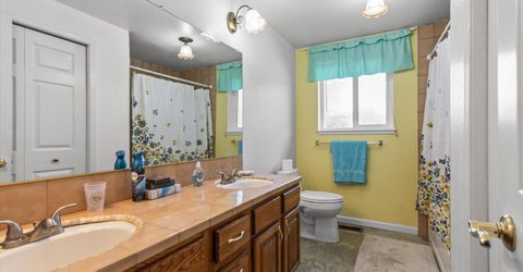 5015 Carnoustie Drive, Reno, NV 89502 Photo