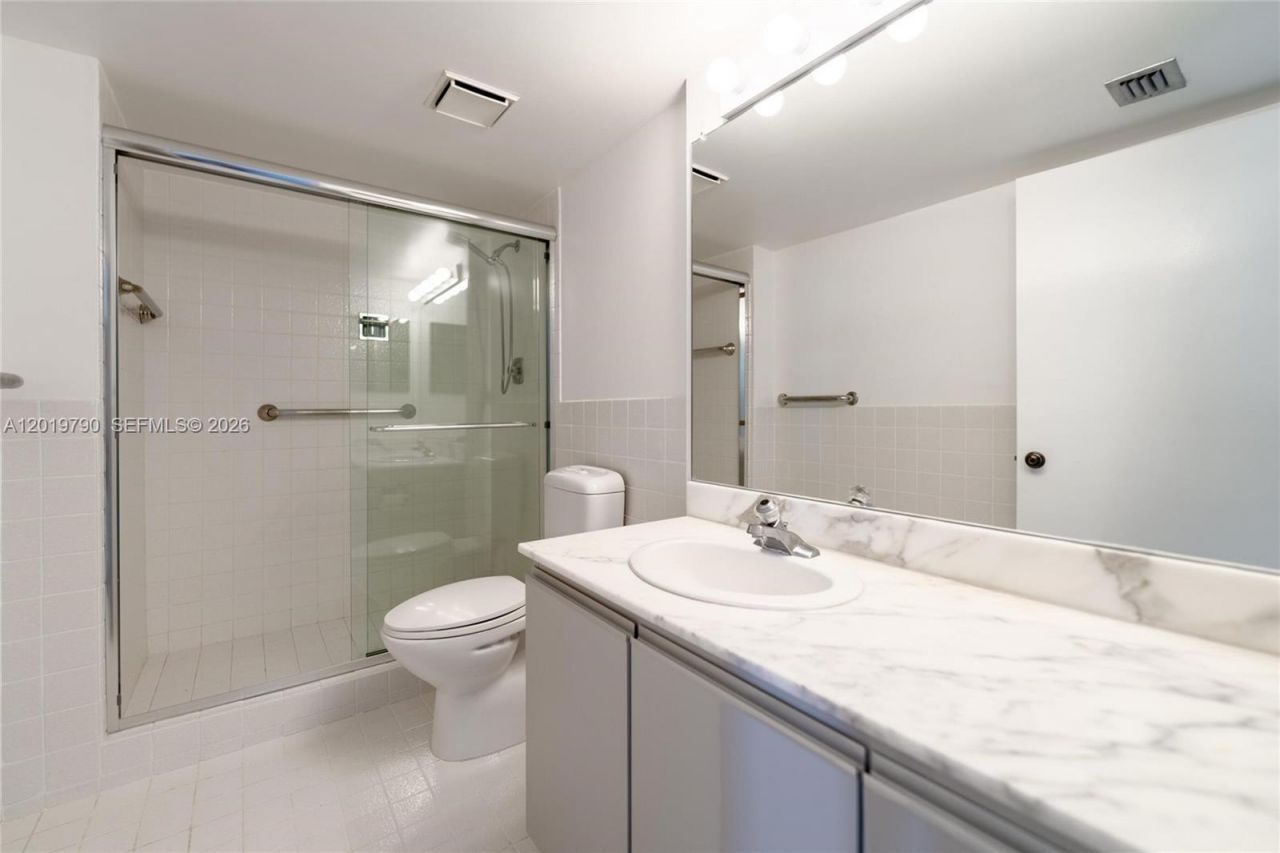 2555 Collins Ave, Unit 1003, Miami Beach, FL 33140 Photo