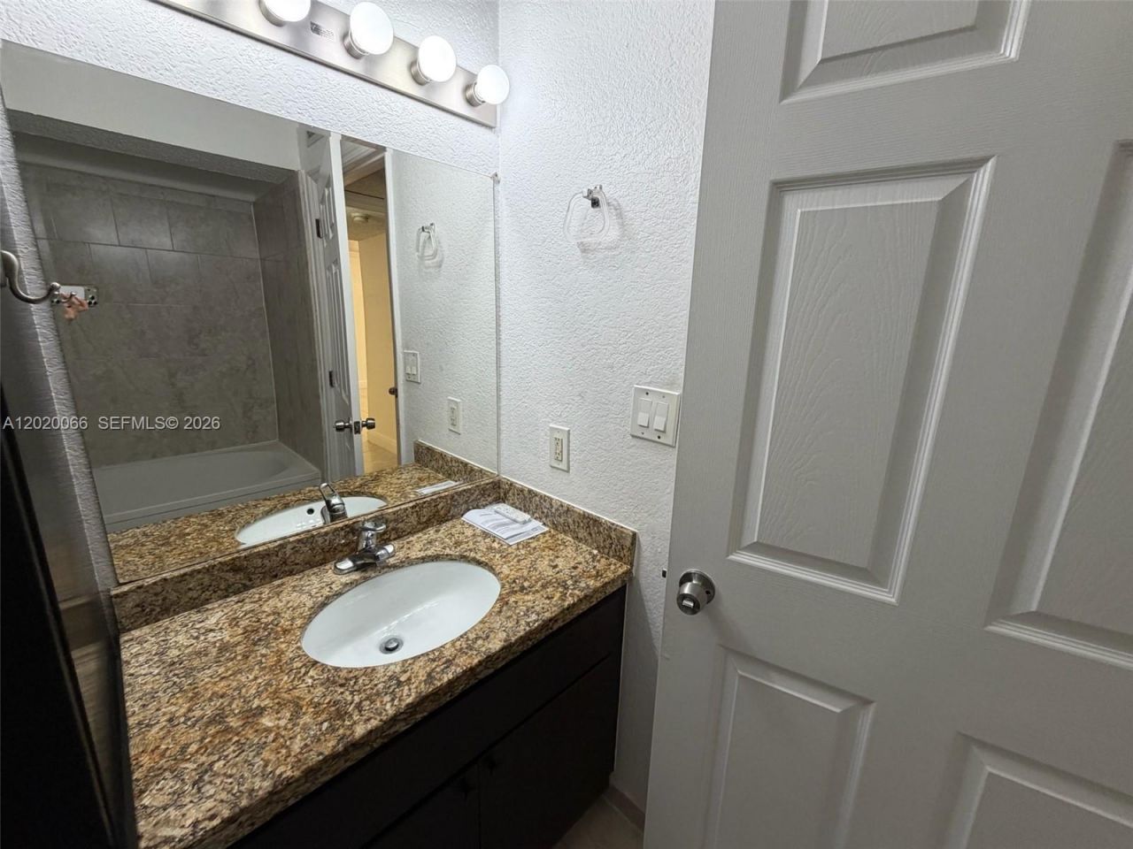 15689 SW 106th Ln , Unit 701, Miami, FL 33196 Photo