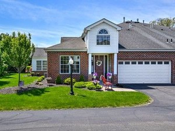 4804 Senate Ct, Valencia, PA 16059