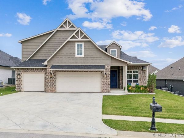 2888 Front Road, Catoosa, OK 74015