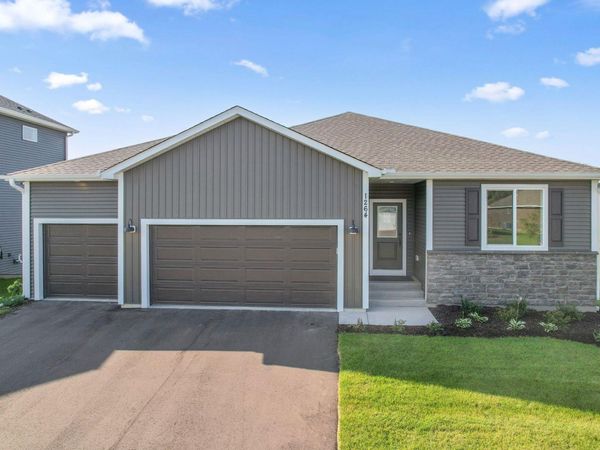 1566 Applegate Road, New Richmond, WI 54017