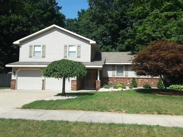 776 Meadowbrook Avenue, Holland, MI 49423