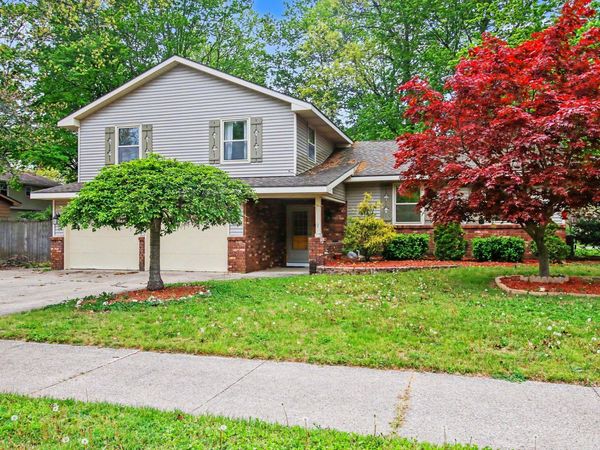 776 Meadowbrook Avenue, Holland, MI 49423