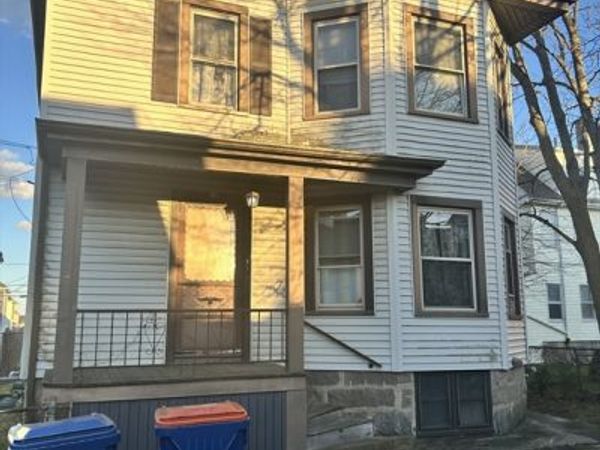12 Lombard St, New Bedford, MA 02740