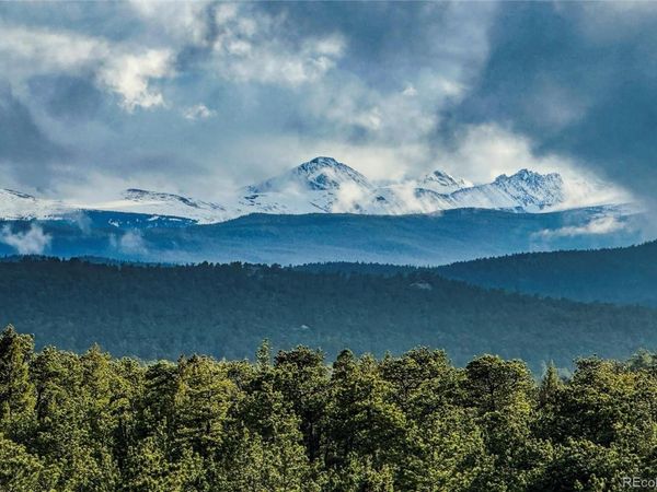 18673 State Highway 7 , Lyons, CO 80540